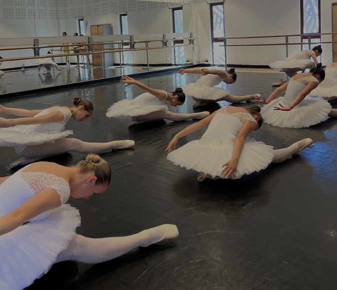 Photo : Jeune Ballet in Situ Photo : Jeune Ballet in Situ