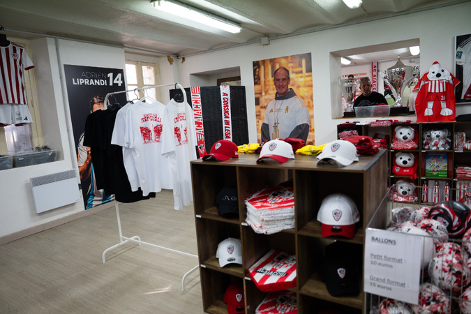 L'AC Ajaccio ouvre une boutique éphémère au coeur de la Citadelle Miollis