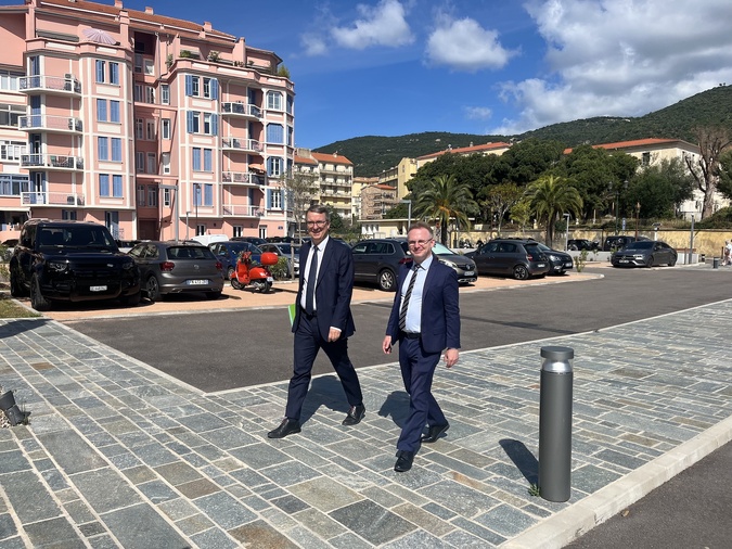 Santé mentale, mobilité, engagement : les défis de la jeunesse corse au cœur de la visite de Thibaut de Saint Pol