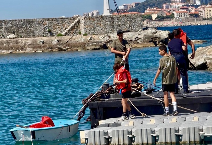 À Ajaccio, les 400 ans de la Marine rapprochent les jeunes Corses des valeurs du collectif