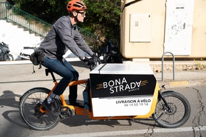 À Ajaccio, Clément Genuini fait du vélo une alternative pour les livraisons et les déplacements À Ajaccio, Clément Genuini fait du vélo une alternative pour les livraisons et les déplacements