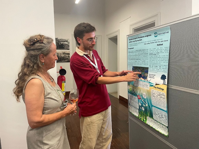 Alban Leduc présente actuellement le fruit de son travail sur la Corse à Chypre, dans le cadre de la conférence scientifique Thalassa consacrée aux écosystèmes marins (Photo : Alban Leduc)