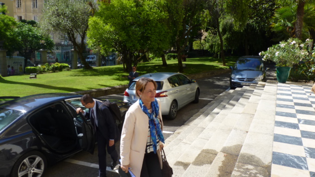 Segolène Royal salue la "mobilisation pionnière de la Corse, île à énergie positive"