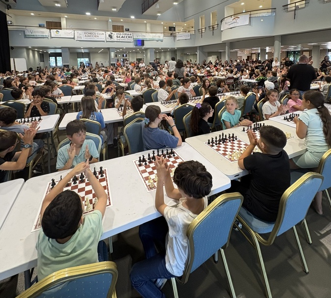 Ajaccio : 620 élèves réunis pour le 5e championnat scolaire d’échecs Ajaccio : 620 élèves réunis pour le 5e championnat scolaire d’échecs
