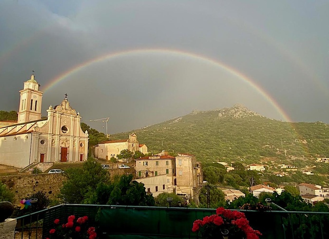 A màghjina - Corbara, sottu à a prutezzione di u celu