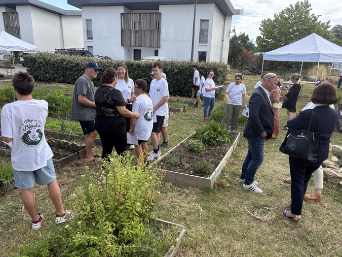 « Rendez-vous au jardin » - Portes ouvertes au jardin pédagogique du collège Campo Vallone de Biguglia « Rendez-vous au jardin » - Portes ouvertes au jardin pédagogique du collège Campo Vallone de Biguglia
