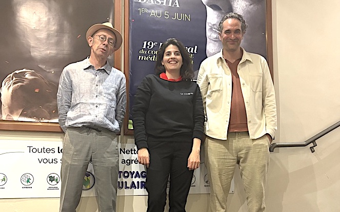 Christophe Taudière, Marie Abbenanti et Alix Ferralis à quelques minutes de la remise des prix au cinéma Le Régent à Bastia.