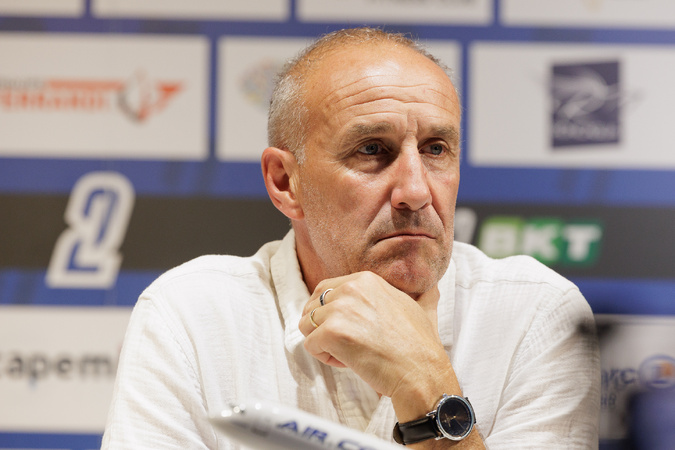 Laurent Peyrelade, nouvel entraîneur du SC Bastia : “Il faudra être réguliers et persévérants pour aller loin” Laurent Peyrelade, nouvel entraîneur du SC Bastia : “Il faudra être réguliers et persévérants pour aller loin”