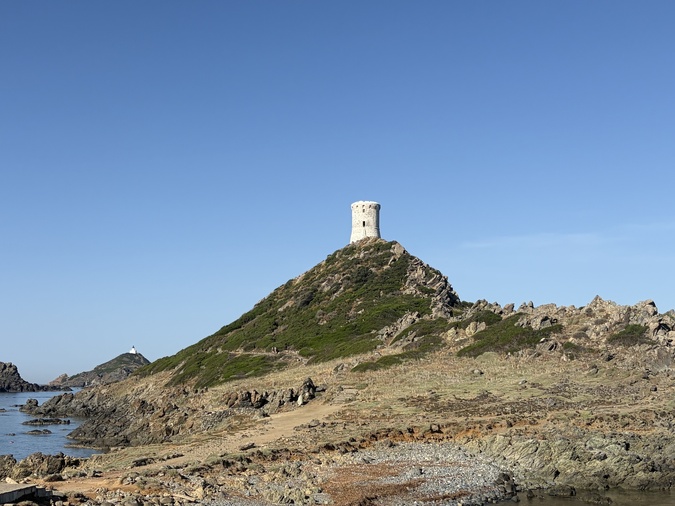 À Ajaccio, la tour de la Parata retrouve son éclat