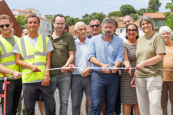 À Saint-Florent, le pont rouvre six mois après son effondrement