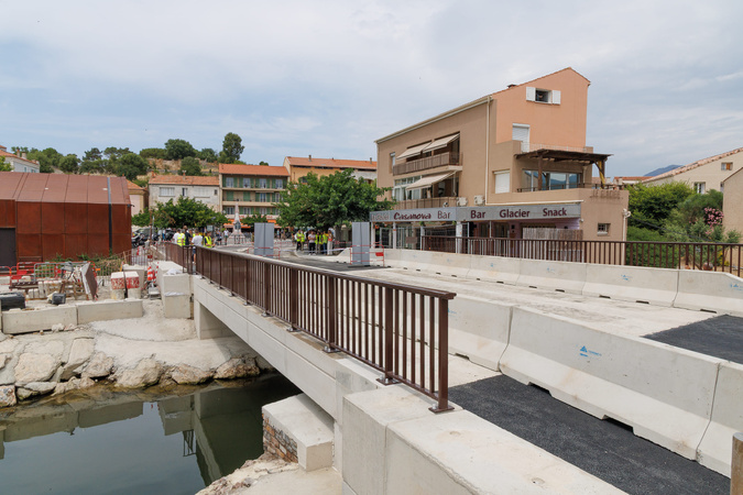 À Saint-Florent, le pont rouvre six mois après son effondrement À Saint-Florent, le pont rouvre six mois après son effondrement
