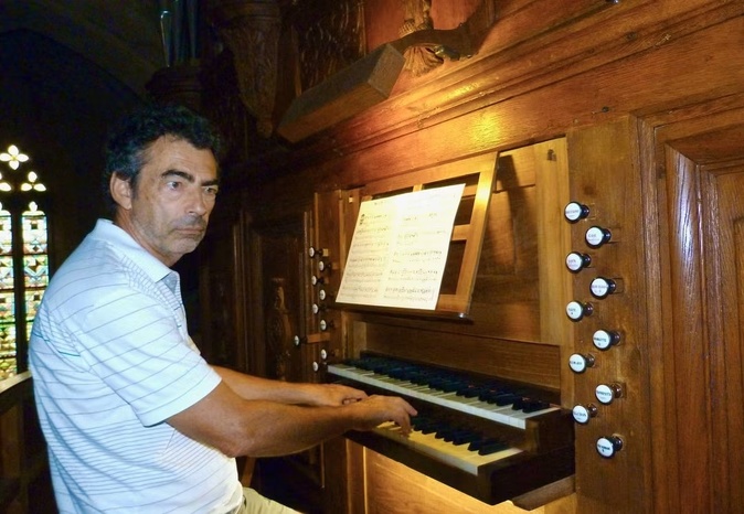Bernard Luciani donnera un concert d'orgue ce samedi 4 juillet à 18 h en l’église paroissiale Saint- Clément de Pietracorbara.