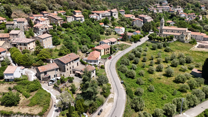 A la découverte de Santa-Maria-Siché avec le CAUE.