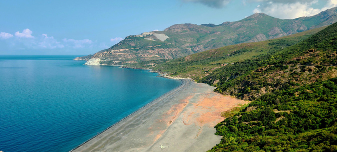 La plage de Nonza (Tom Pasquier-Orsini)