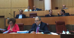 Les groupes de gauche. Les groupes de gauche.