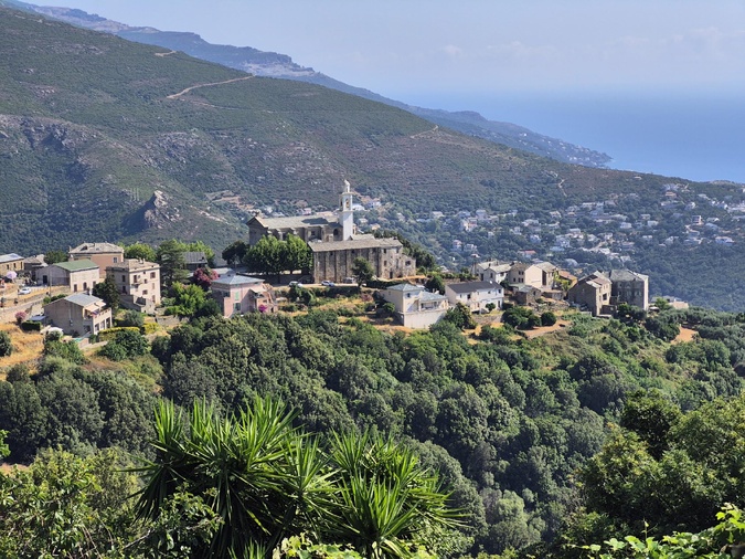 A màghjina - San Martinu di Lota, un balcone nantu à u Capicorsu