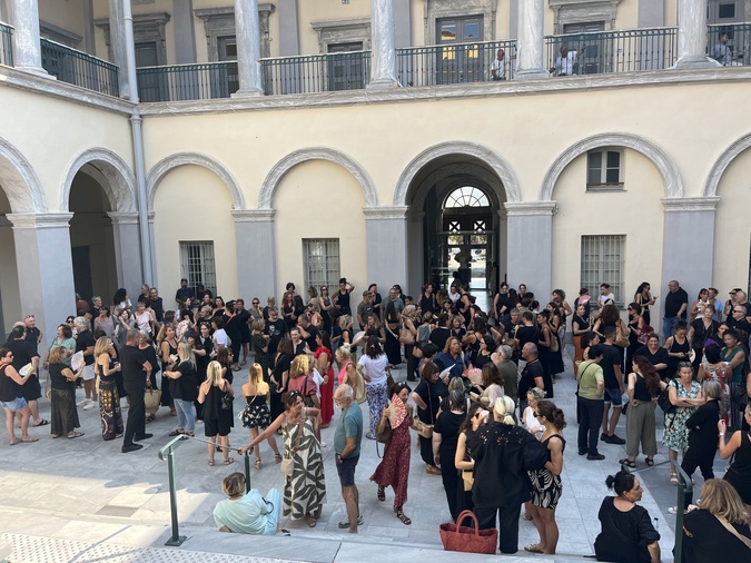 Bastia : 200 enseignants réunis devant le palais de justice pour soutenir un professeur accusé d'avoir proféré des menaces de mort