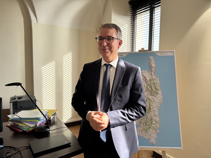 Le départ de Rémi-François Paolini provoque une mobilisation inédite
