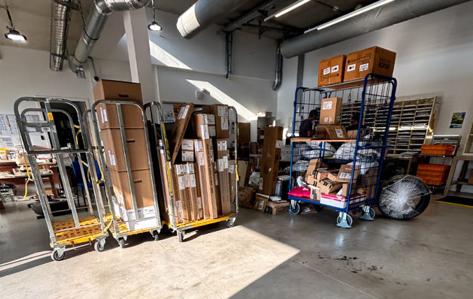 À la Plateforme de Distribution de Courriers de Sagone, une vague d'arrêts maladie met en lumière un profond malaise À la Plateforme de Distribution de Courriers de Sagone, une vague d'arrêts maladie met en lumière un profond malaise