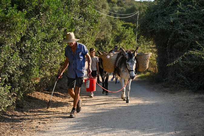 À Capo di Feno, Murone et Pepito au service de la propreté du littoral
