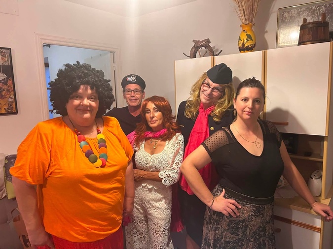 (Photos : Facebook Teatru Nustrali)