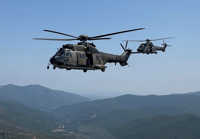 Les "pumas" de la force européenne (SIS 2B)