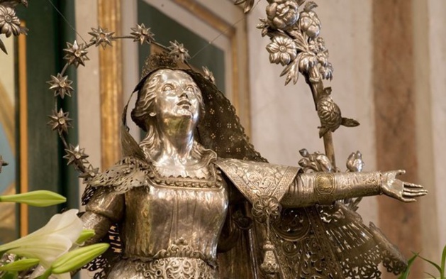 La vierge d'argent de la cathédrale Sainte-Marie