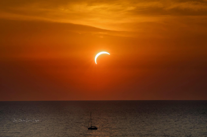 Éclipse solaire crépusculaire : quelque chose de magique