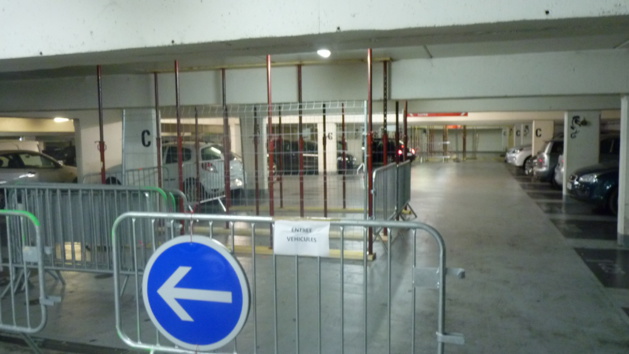 Place du Diamant : La fête aura bien lieu… Mais sans le public devant la scène Place du Diamant : La fête aura bien lieu… Mais sans le public devant la scène