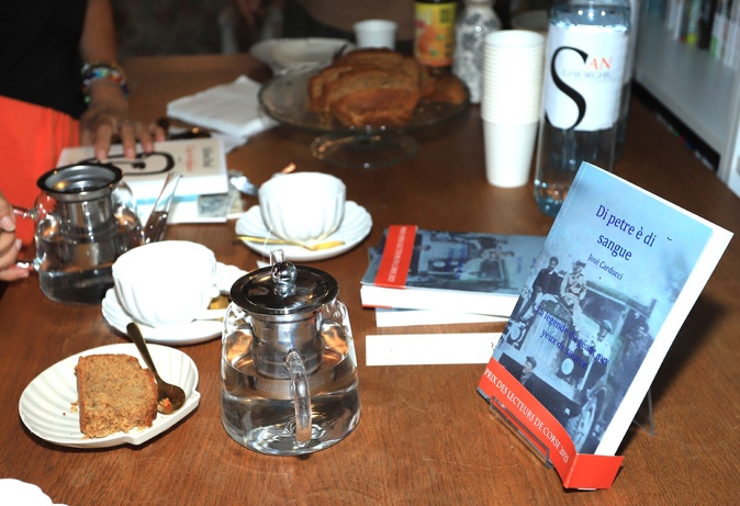 Corte - « Les contes infusés », la librairie-salon de thé de Laure Pelegris Corte - « Les contes infusés », la librairie-salon de thé de Laure Pelegris