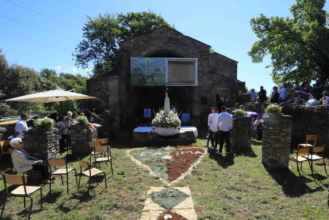 Les célébrations religieuses ont encore lieu dans l'éghlise de Saint-Jean, comme ici à l'occasion des célébrations en l'honneur de Notre-Dame de Fatima. (Mario Grazi)