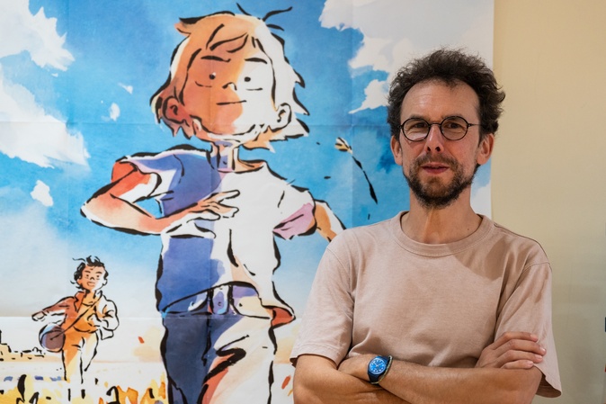 Le réalisateur français, Louis Clichy, signe son premier long métrage en solo avec Le Corset (Photos : Paule Santoni)