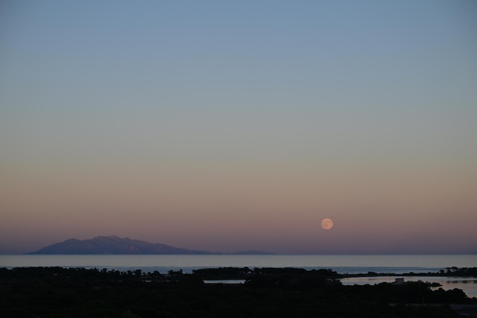 A màghjina - Quandu Elba è u fortinu anu appuntamentu cù a luna