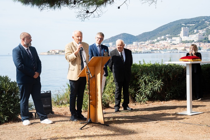 Ce samedi 3 octobre, à Aspretto, Claude Ricci a officiellement transmis la présidence de la station SNSM d’Ajaccio à Arnaud Clercin (© Paule Santoni)