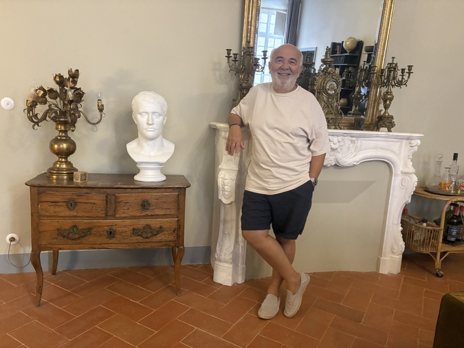 Gérard Jugnot a tenu à prendre ses quartiers dans le centre ancien de Bastia.