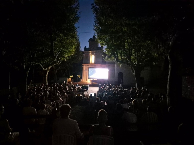 Directeur du cinéma de Corte, Didier Lenoir emmène le cinéma dans les villages 