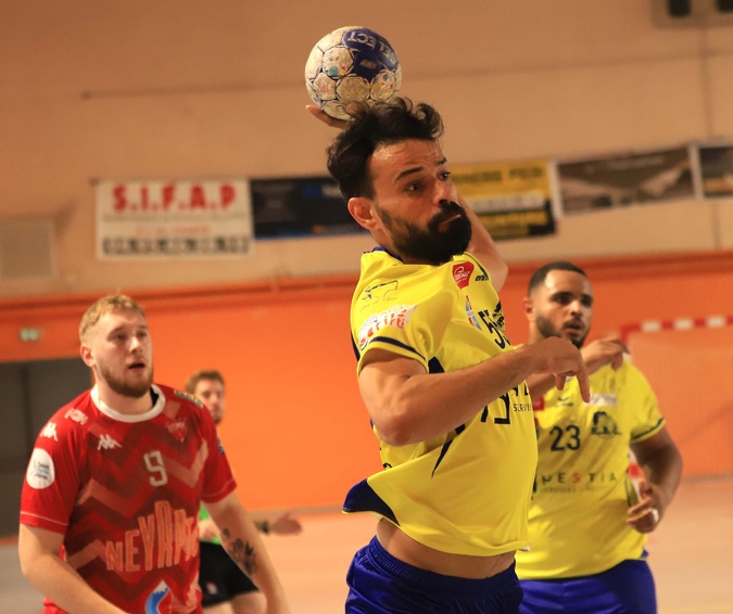 Handball N2 : Le bon coup de Corte – Ile-Rousse face à Grenoble (36-32)