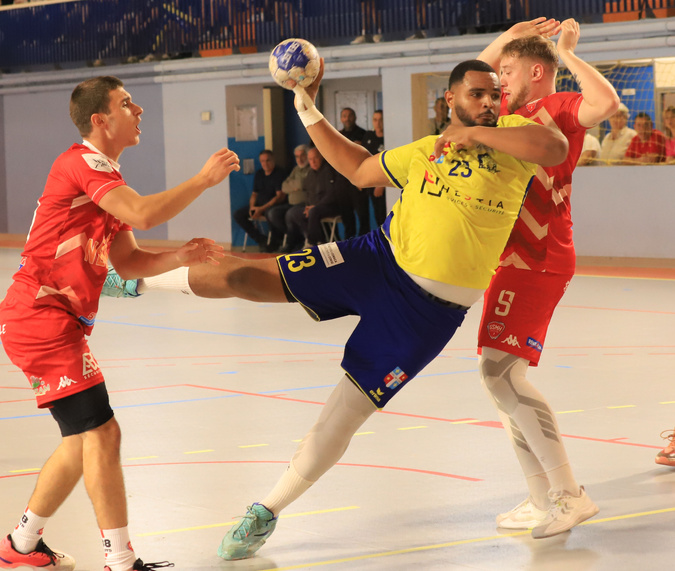 Handball N2 : Le bon coup de Corte – Ile-Rousse face à Grenoble (36-32)