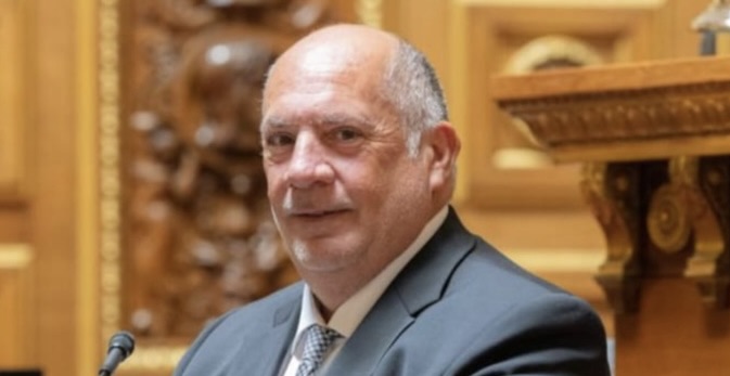 Paulu Santu Parigi, sénateur Femu a Corsica de Haute-Corse, membre du groupe parlementaire Union centriste.