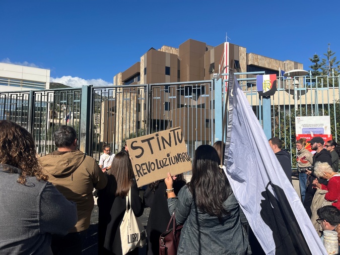 24 octobre à Bastia : 150 manifestants et un appel à l’unité des Corses 24 octobre à Bastia : 150 manifestants et un appel à l’unité des Corses