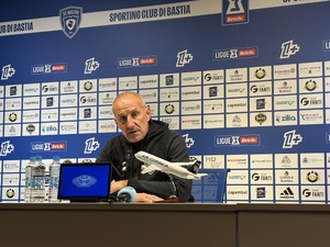 Laurent Peyrelade, entraineur du Sporting : "On manque de caractère, on manque d'âme, on manque de profondeur, de générosité"