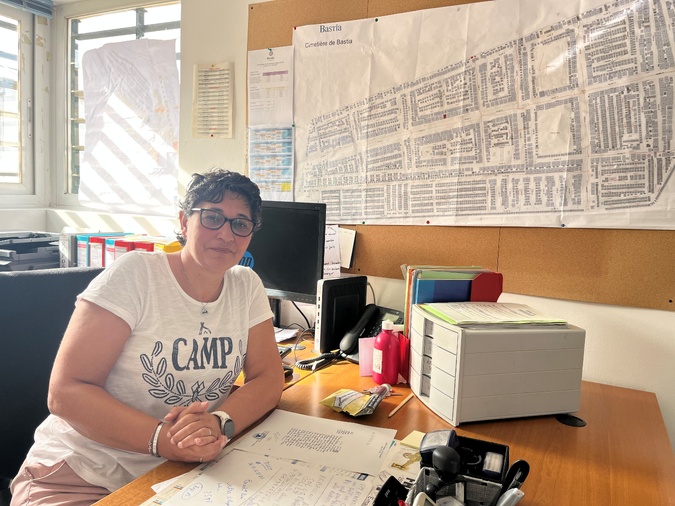 Bastia : « Le cimetière, c’est une ville dans la ville », raconte sa directrice Sandrine Memi Bastia : « Le cimetière, c’est une ville dans la ville », raconte sa directrice Sandrine Memi