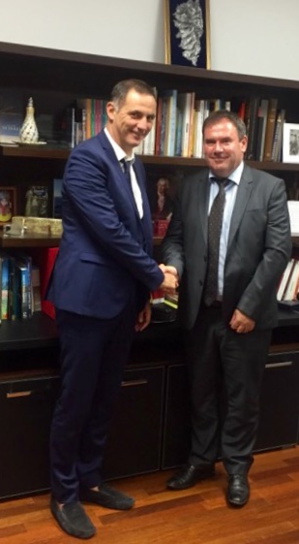 Christian Troadec reçu par le président de l'Exécutif corse, Gilles Simeoni. Christian Troadec reçu par le président de l'Exécutif corse, Gilles Simeoni.