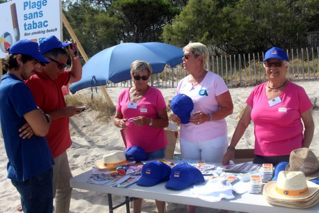 Lancement à Calvi de l'opération "Plage sans tabac" Lancement à Calvi de l'opération "Plage sans tabac"
