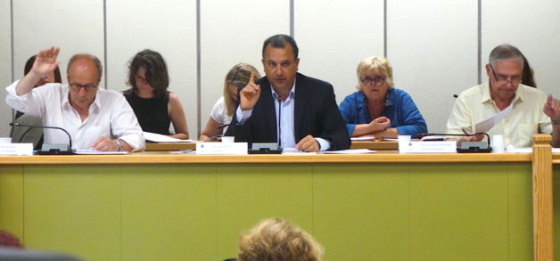 Communauté d'Agglo : Le local de Bastia 1905 et les déchets... Communauté d'Agglo : Le local de Bastia 1905 et les déchets...