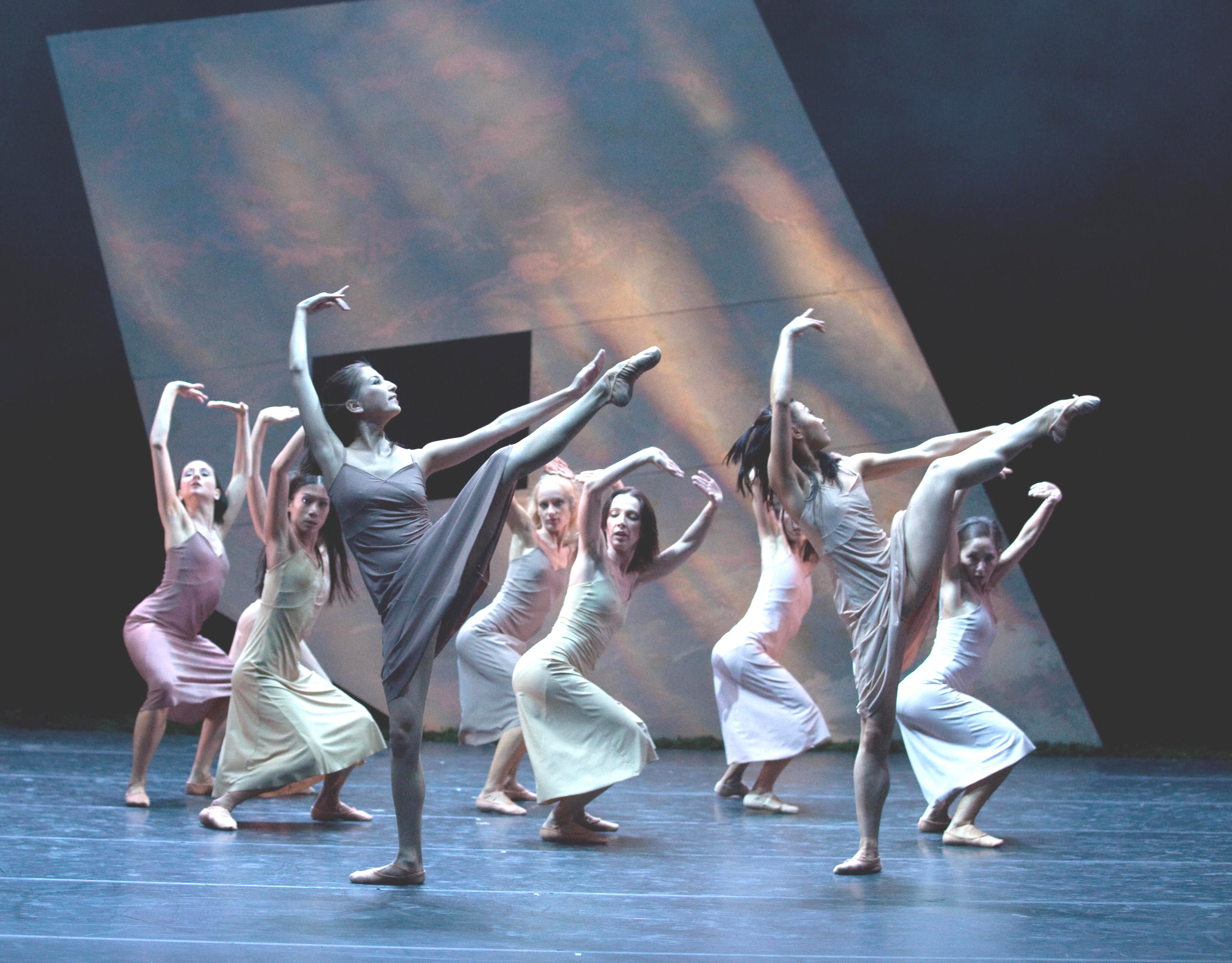 Darya Kojevnikova (à gauche)