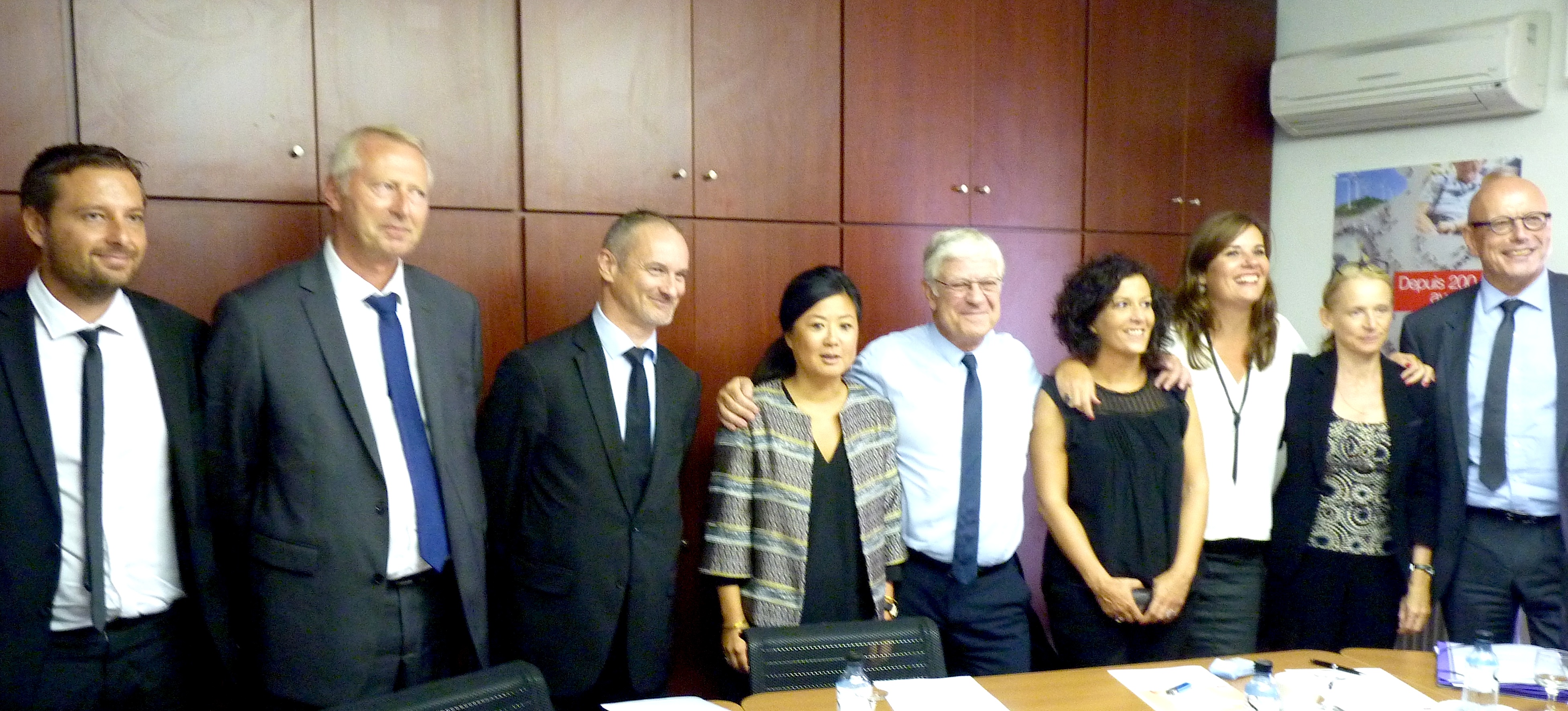 Pierre-René Lemas, directeur général de Groupe Caisse des Dépôts  (au centre) était vendredi à Ajaccio