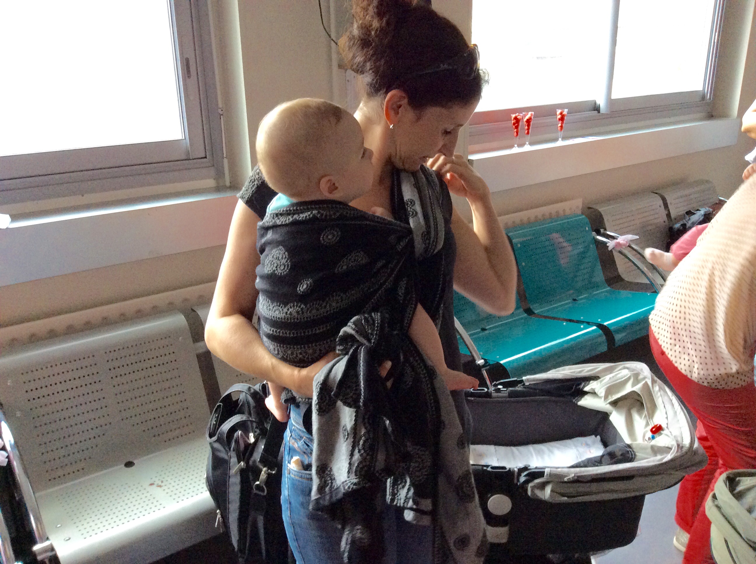 Bastia : Le service de maternité fête le 1er anniversaire de son atelier de portage physiologique