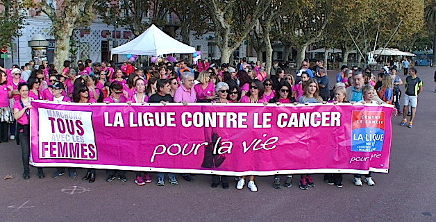 "Marche rose" dans les rues de Bastia