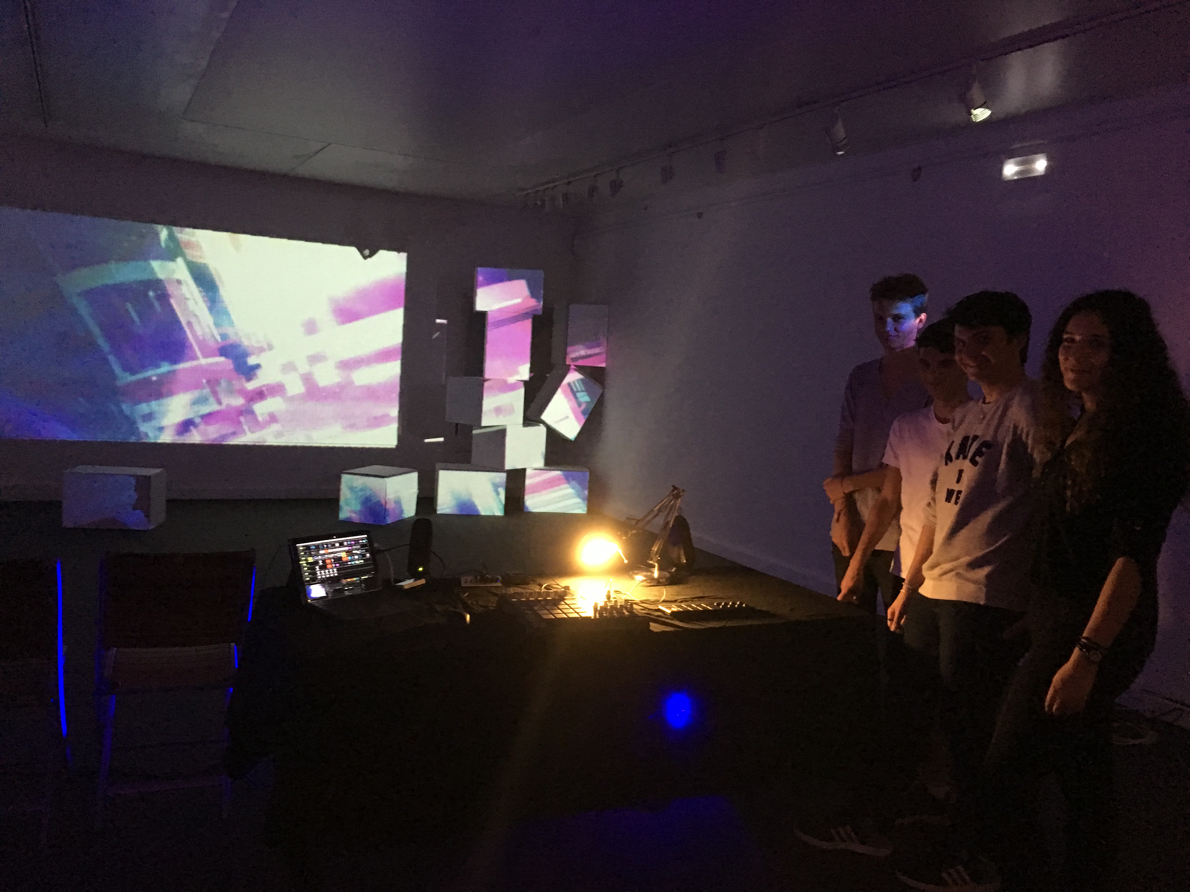 Emaho factory : Des ateliers numériques gratuits pour toute la famille !